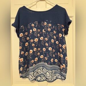 Women’s Navy blue floral short sleeve pocket tee shirt blouse size large summer